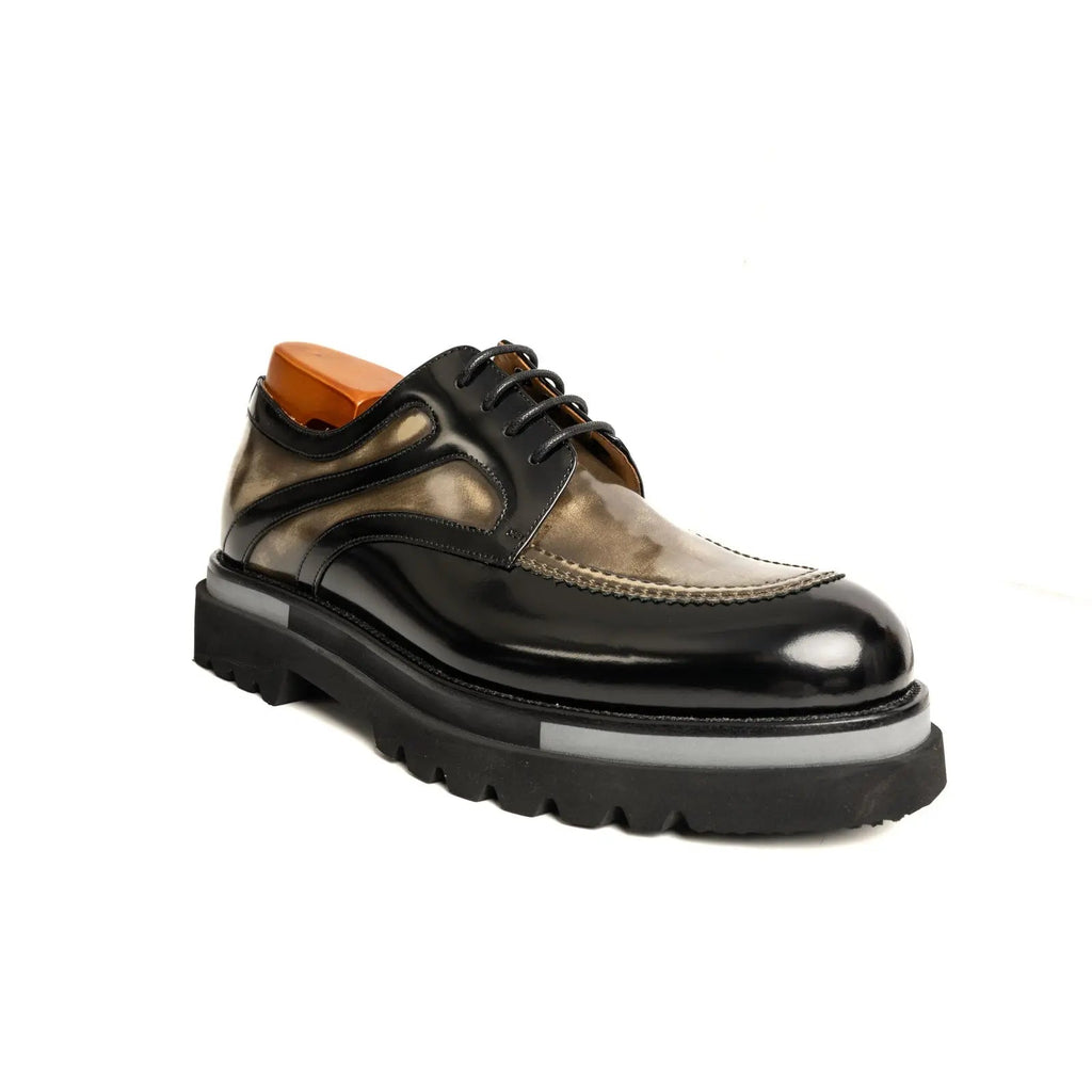 Antique Gold Polished Moc-Toe Lug Derby Divinch