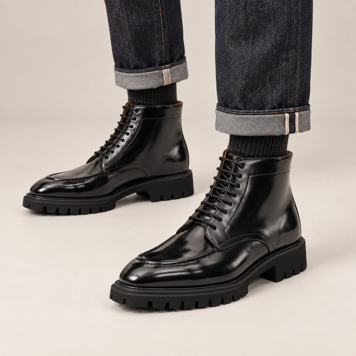 DIVINCH 6765B black lug sole apron-toe lace-up ankle boots on foot