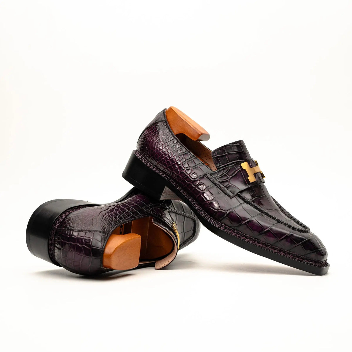 Black Burgundy Crocodile Bit Loafer DIVINCH
