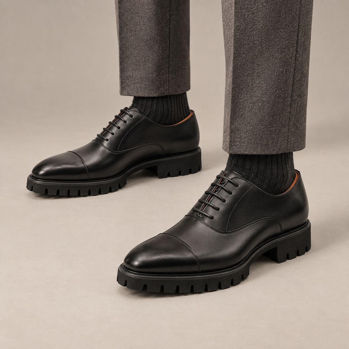 DIVINCH black glossy lug-sole cap-toe Oxford shoe on foot