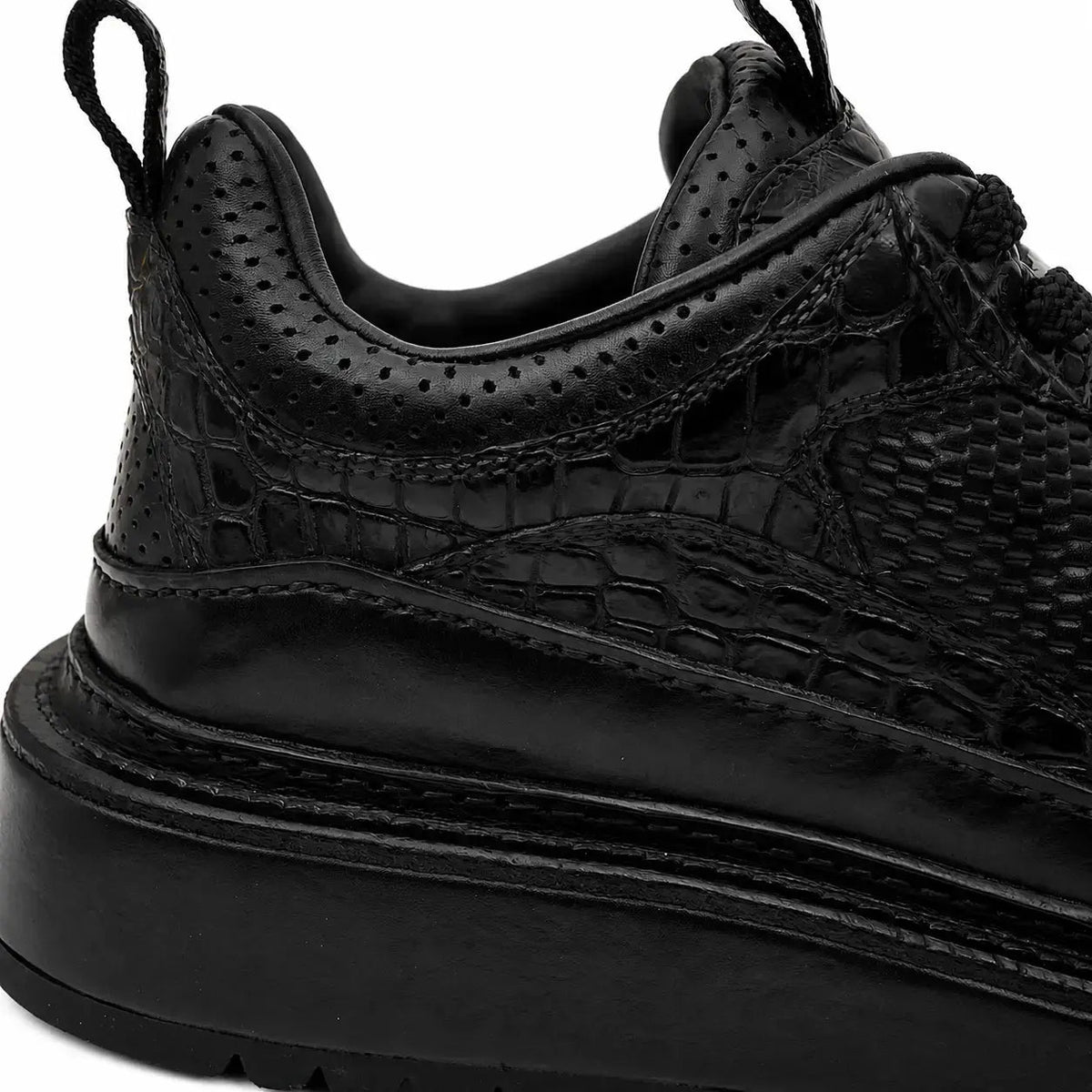 Black Crocodile-Textured Platform Sneaker DIVINCH