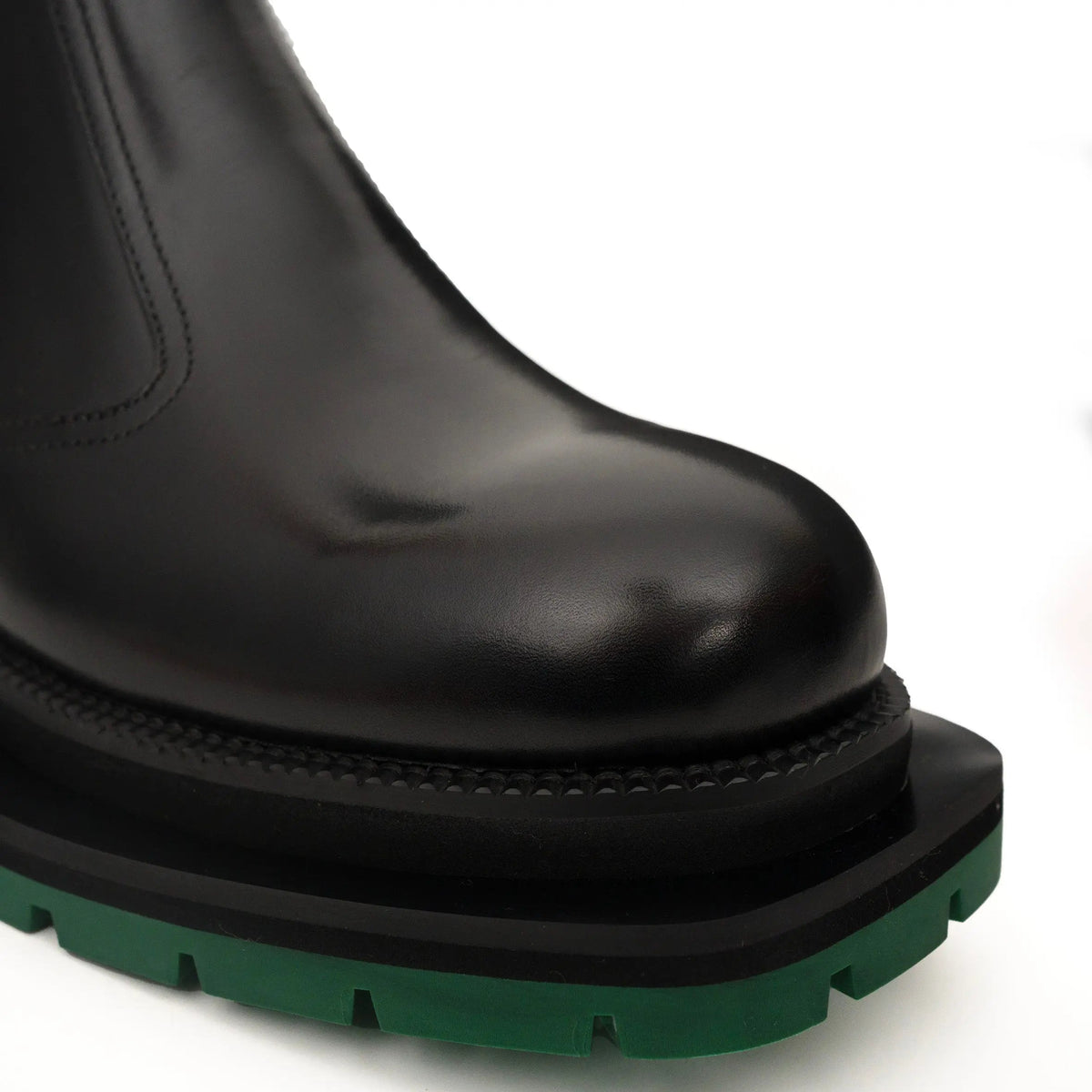 Black Green-Sole Chelsea Boots DIVINCH