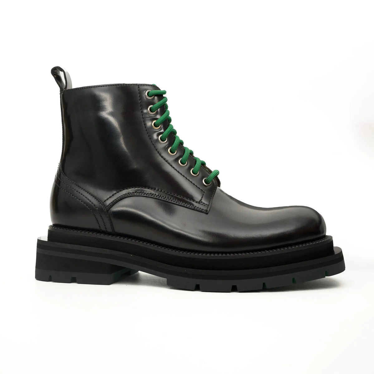 Black Leather Boots with Green Laces DIVINCH