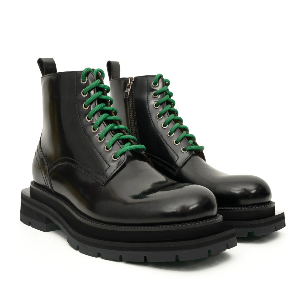 Black Leather Boots with Green Laces DIVINCH
