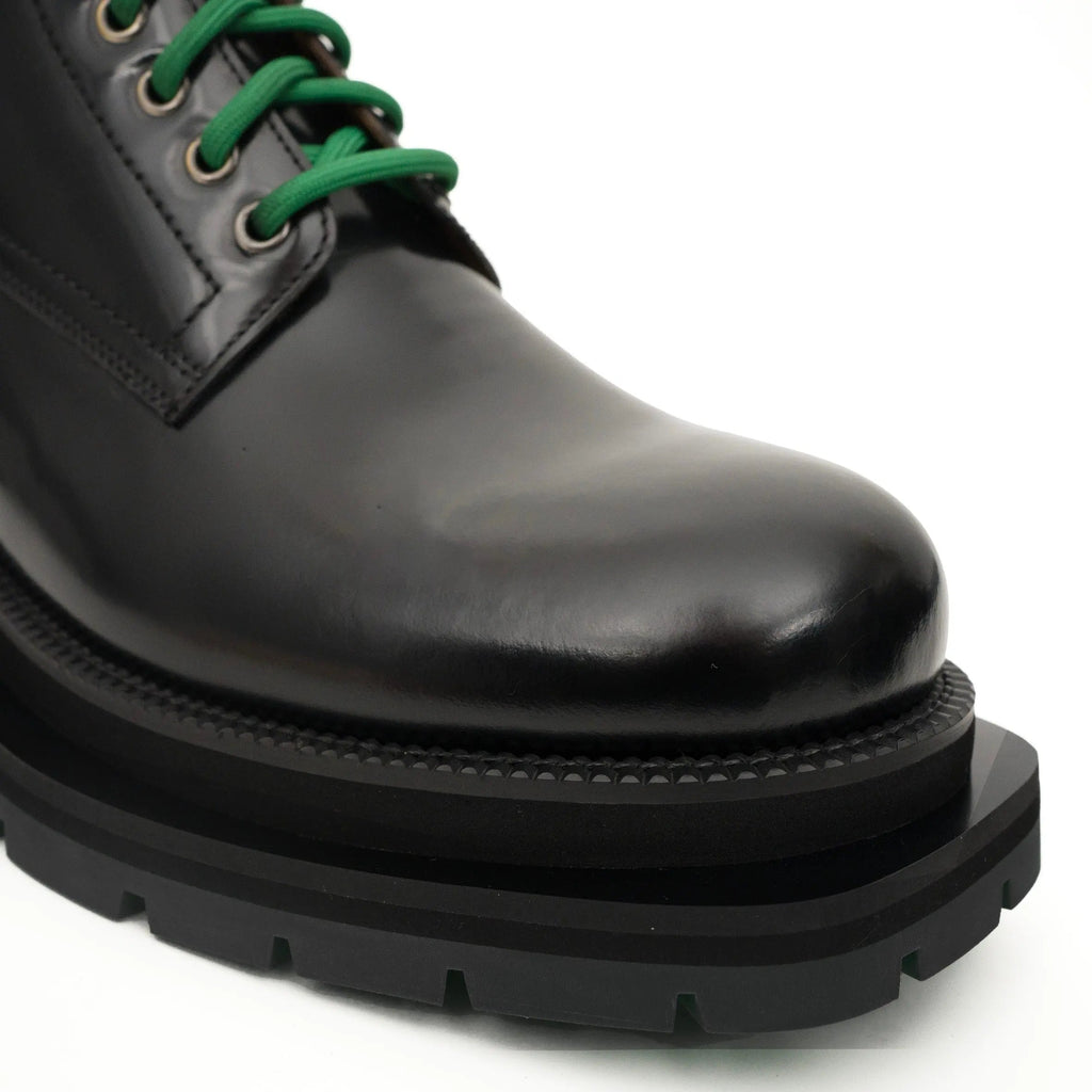 Black Leather Boots with Green Laces DIVINCH