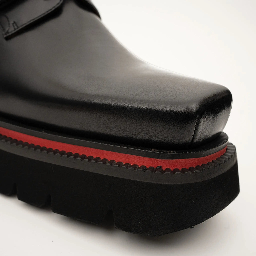 DIVINCH 5037B black lug sole strap shoes toe and sole detail