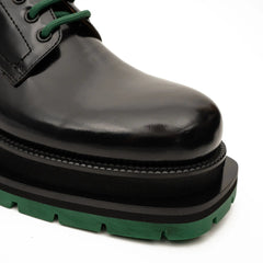 DIVINCH 8222KB-L black derby shoe toe and glossy finish detail