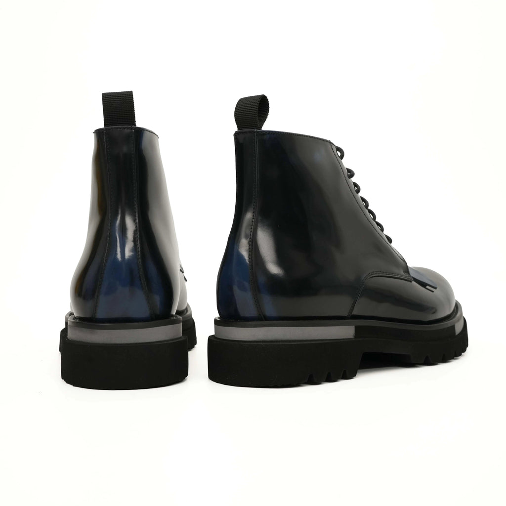 Black Patent Leather Lace-Up Boots DIVINCH