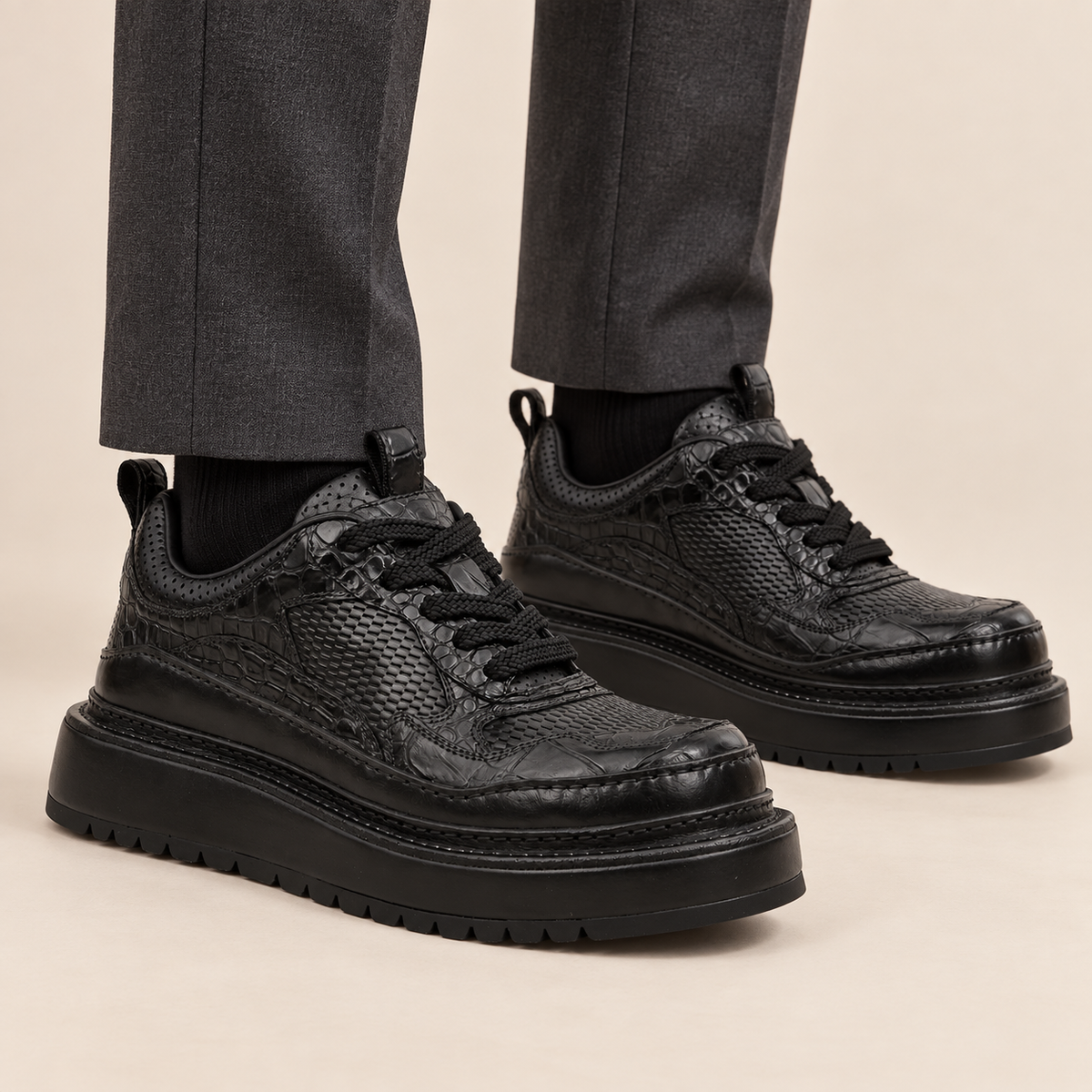 Black Crocodile Textured Platform Sneaker DIVINCH
