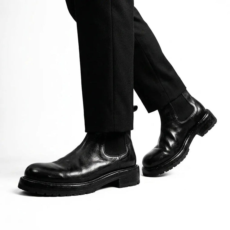 Black Glossy Treaded-Sole Plain-Toe Chelsea Ankle Boot