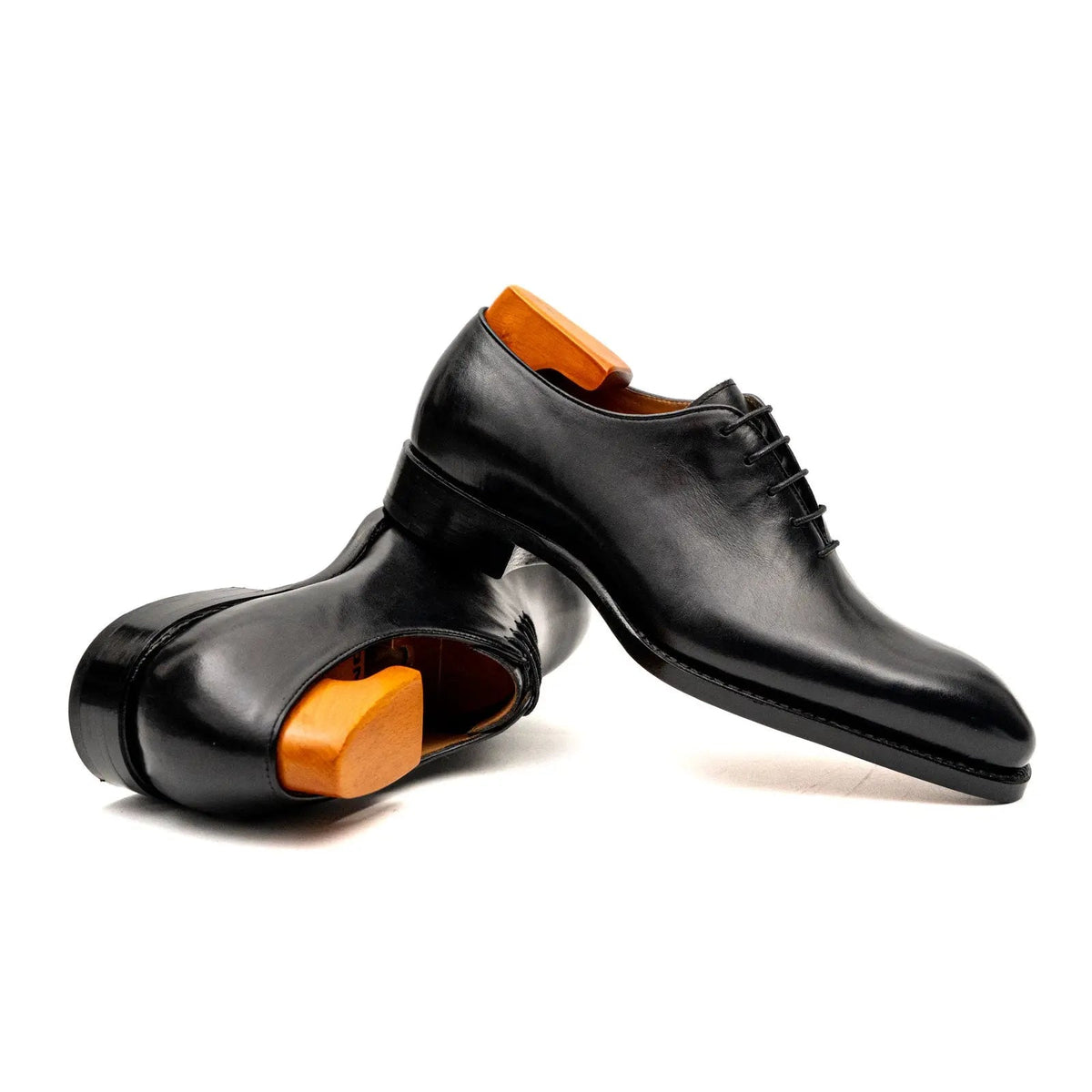 Black Wholecut Leather Oxford Shoes DIVINCH