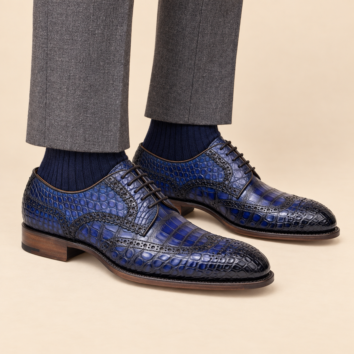 E827 blue cap-toe Derby hero