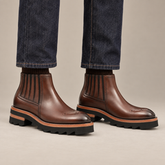 Brown Round-Toe Chelsea Boots with Ribbed Panels — DIVINCH hero image