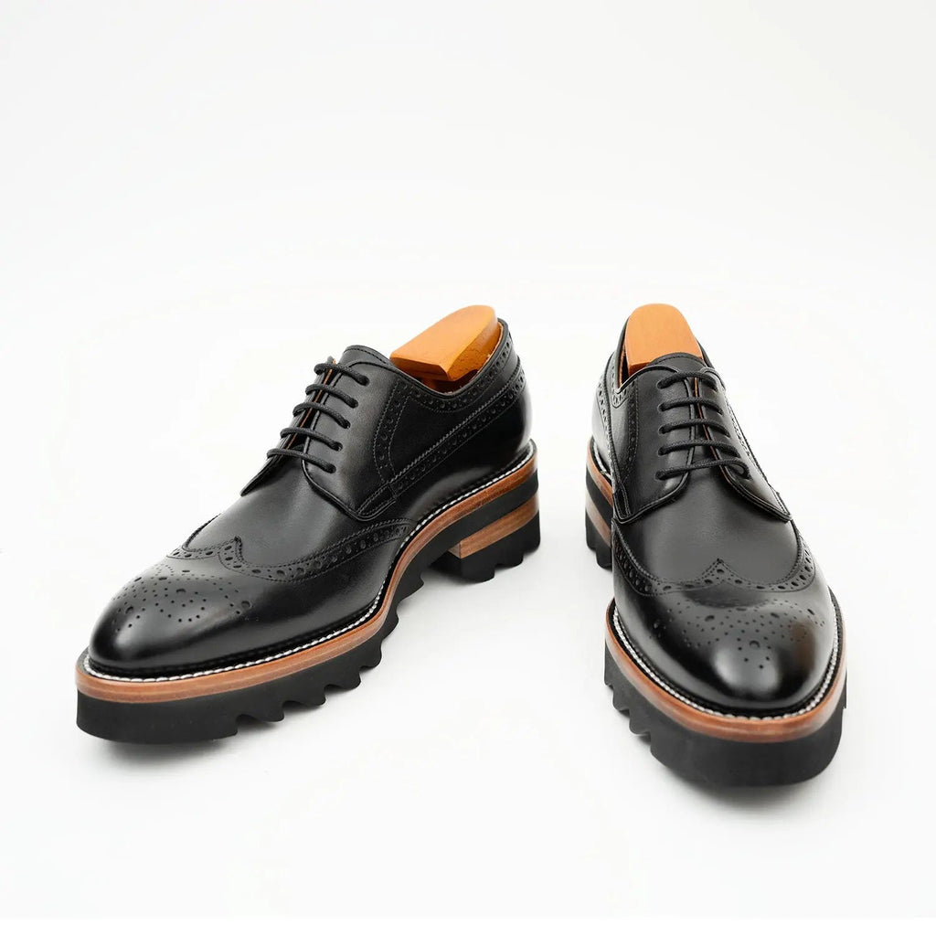 Calfskin Brogue Derby Shoes with Unique Leather Black Divinch