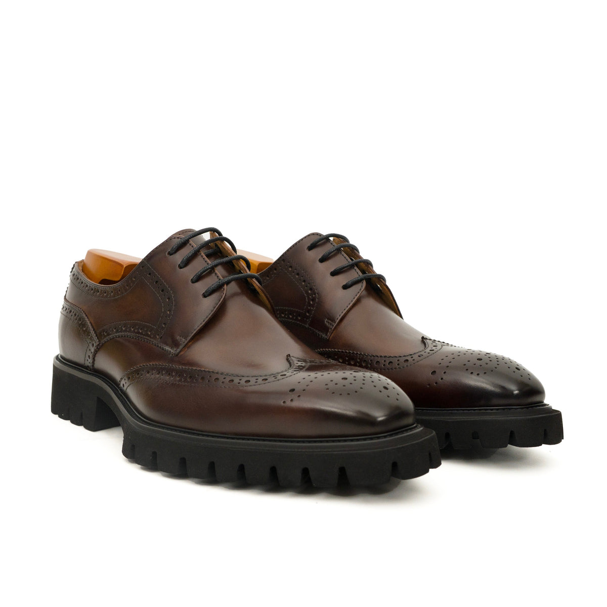 Dark Brown Glossy Lug-Sole Wingtip Derby Shoe DIVINCH