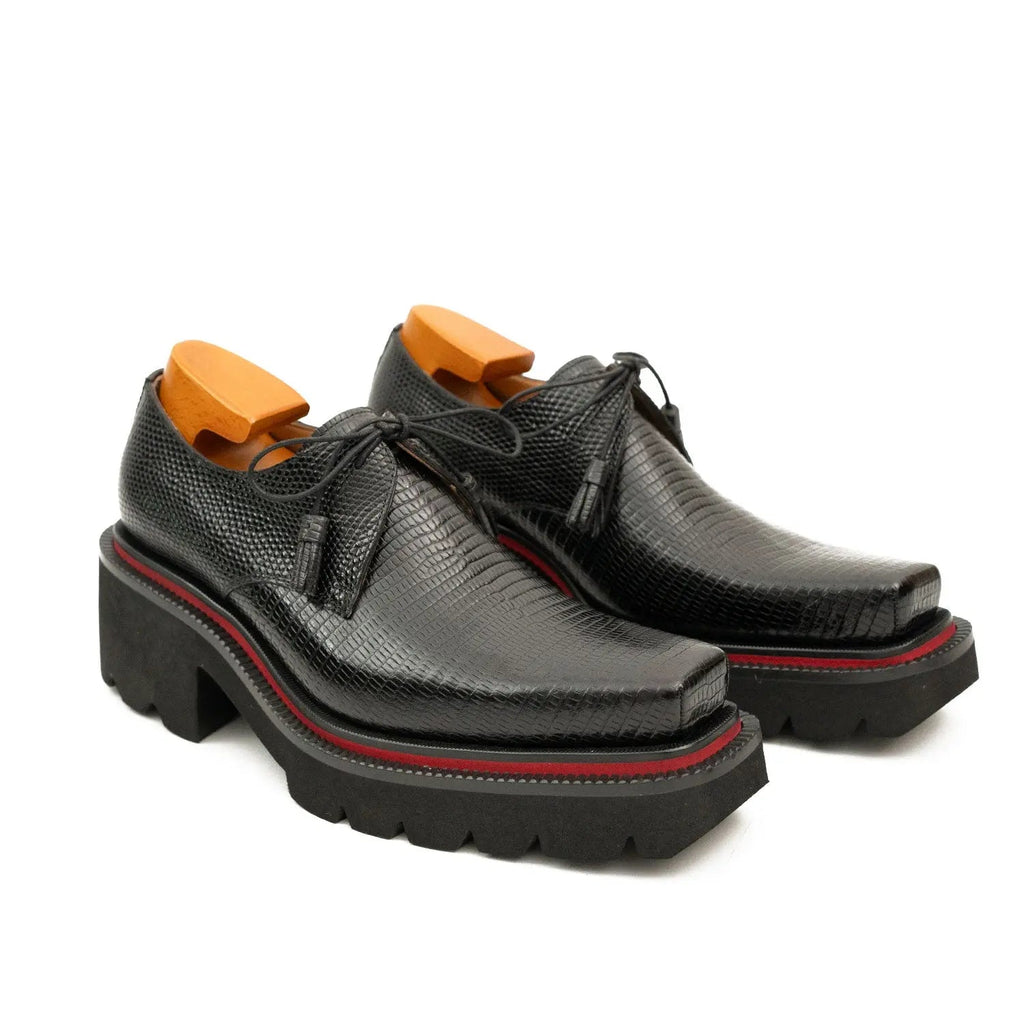 Derby shoes with thick soles, snake pattern embossing and tassels Divinch