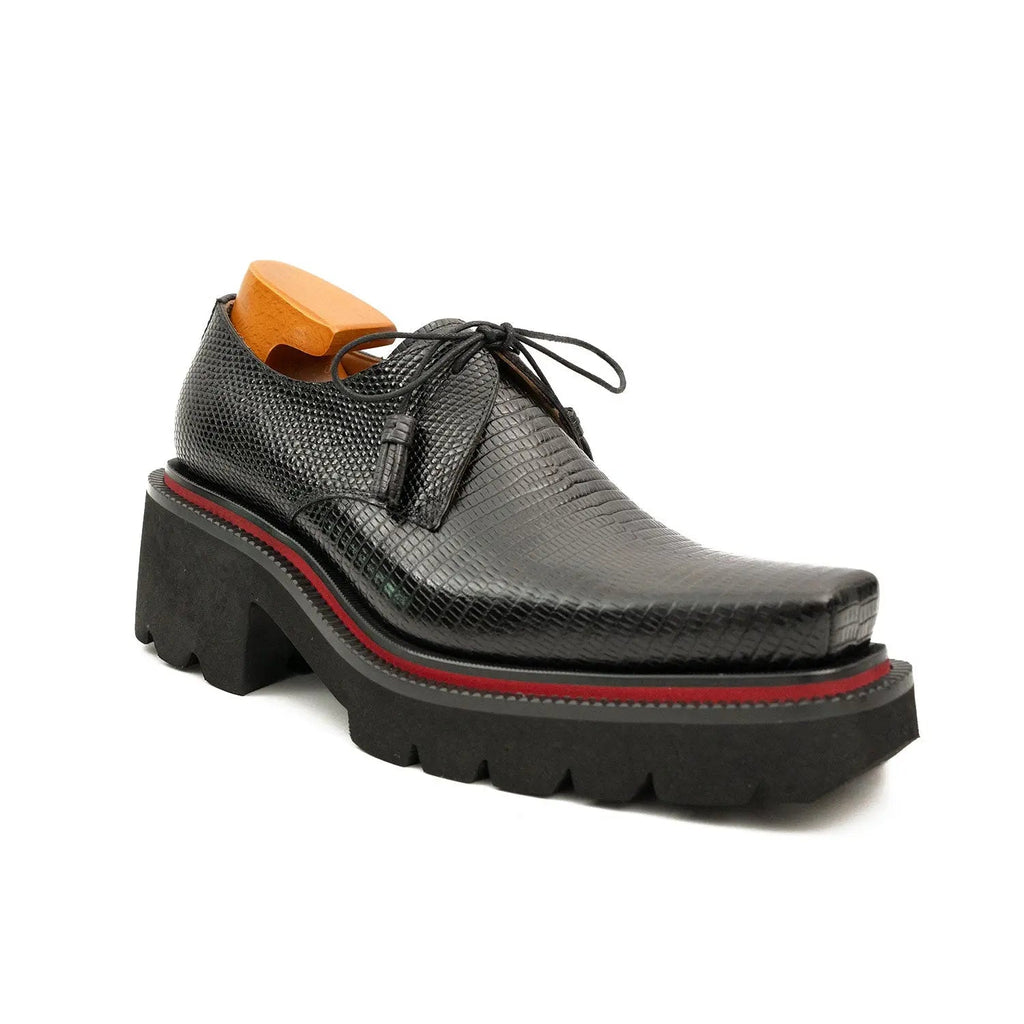 Derby shoes with thick soles, snake pattern embossing and tassels Divinch