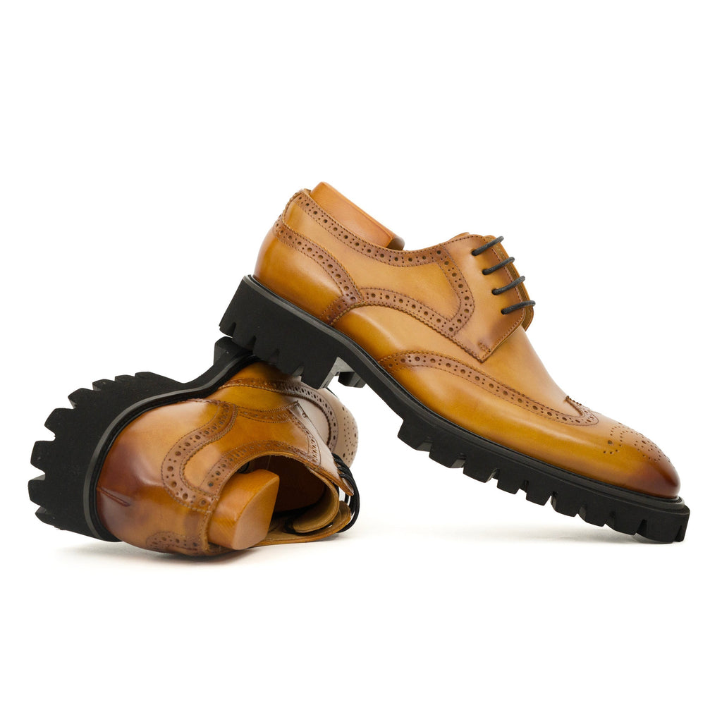 Golden Tan Brown Glossy Lug-Sole Wingtip Derby Shoe DIVINCH