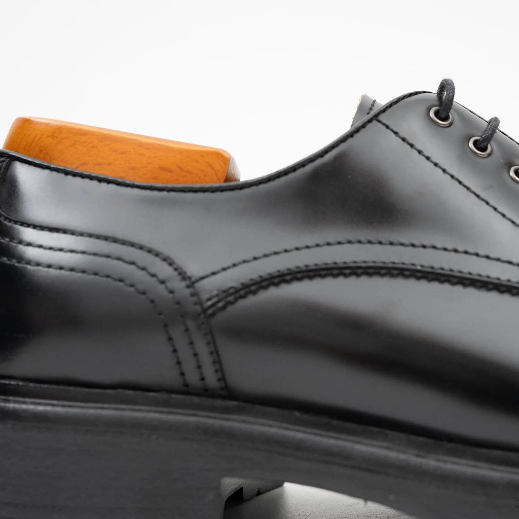 Handcrafted Big Toe Derby Shoes with Thick Sole  Black DIVINCH
