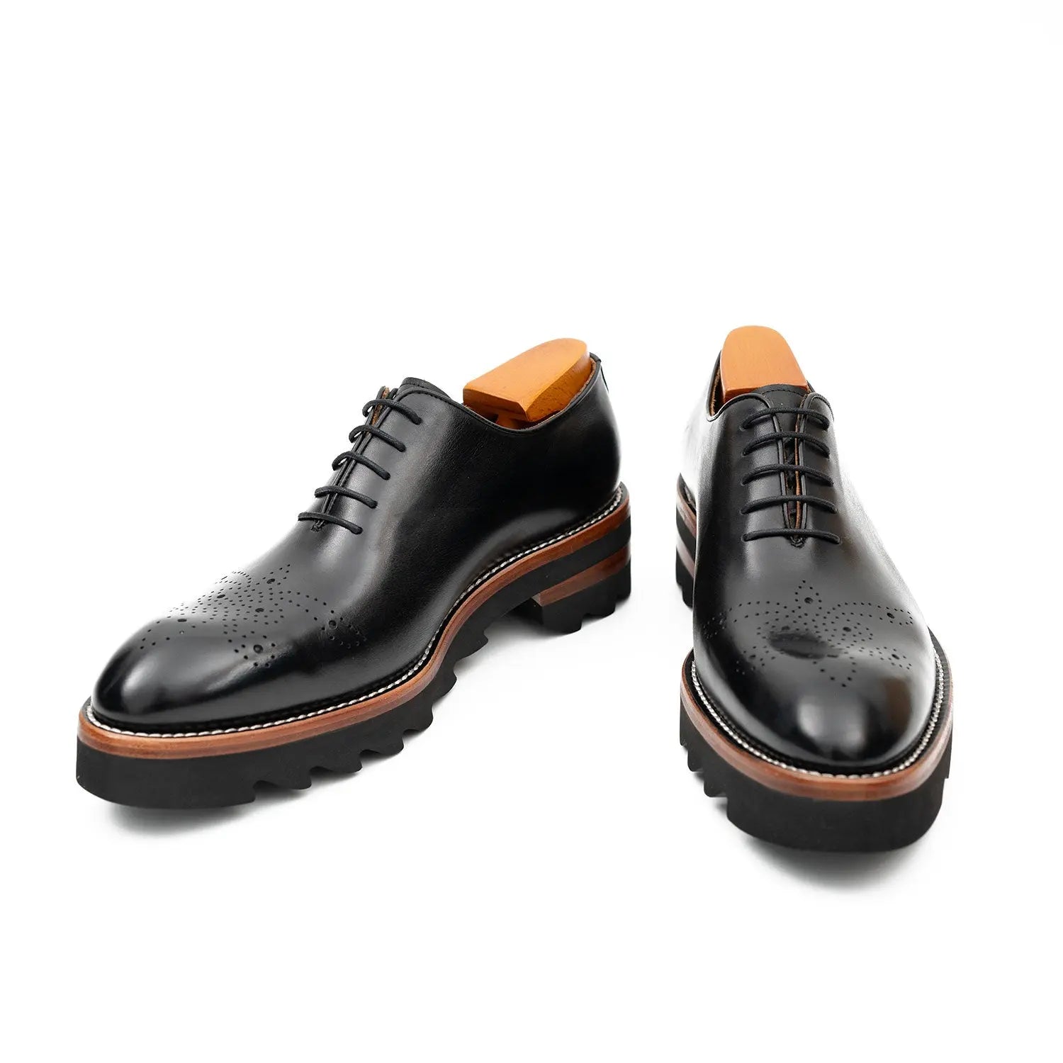 Handcrafted calfskin Oxford shoes Black DIVINCH