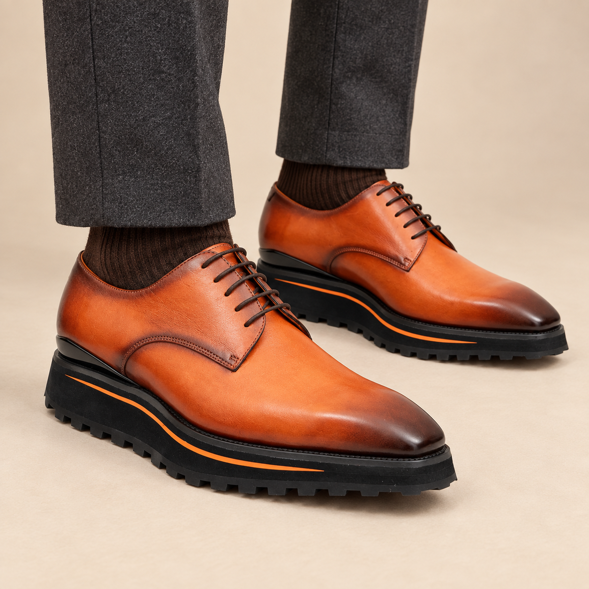 DIVINCH 2887A orange-brown plain-toe Derby shoe on foot