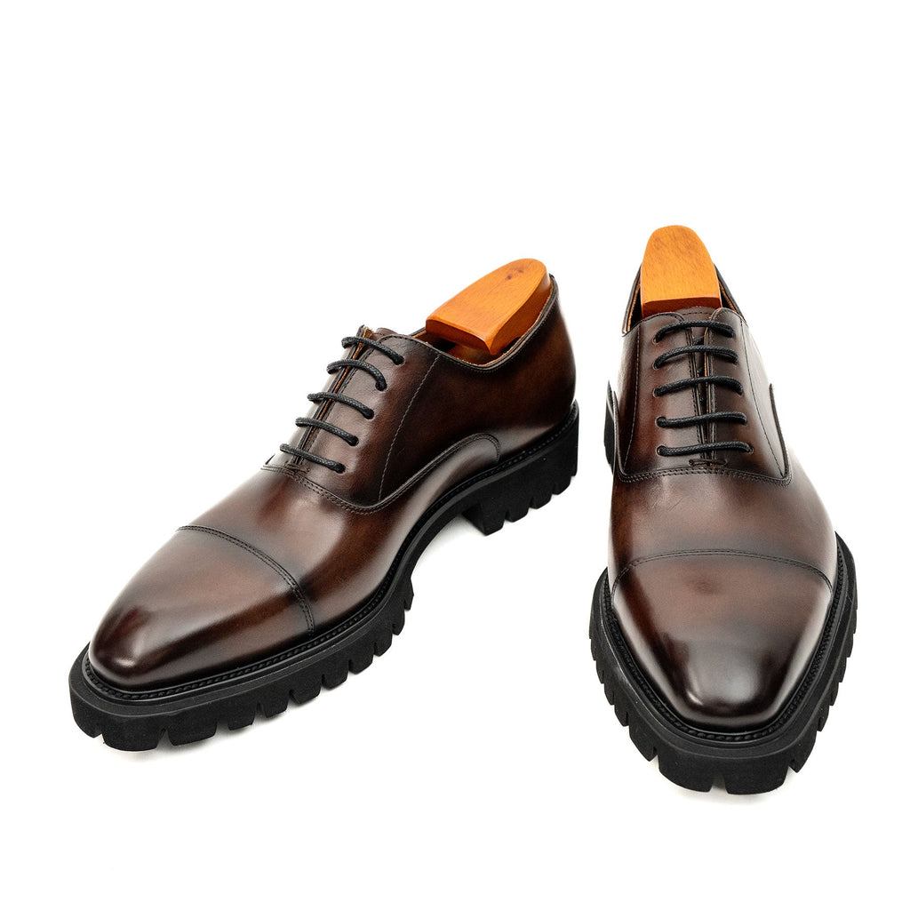 Shaded Brown Glossy Lug-Sole Cap-Toe Oxford Shoe DIVINCH