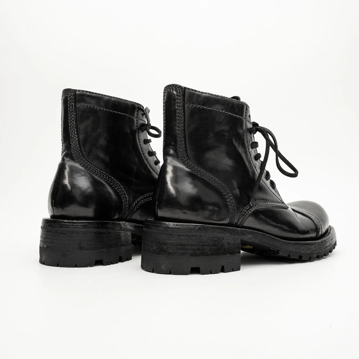 Shell Cordovan Vibram Boots DIVINCH