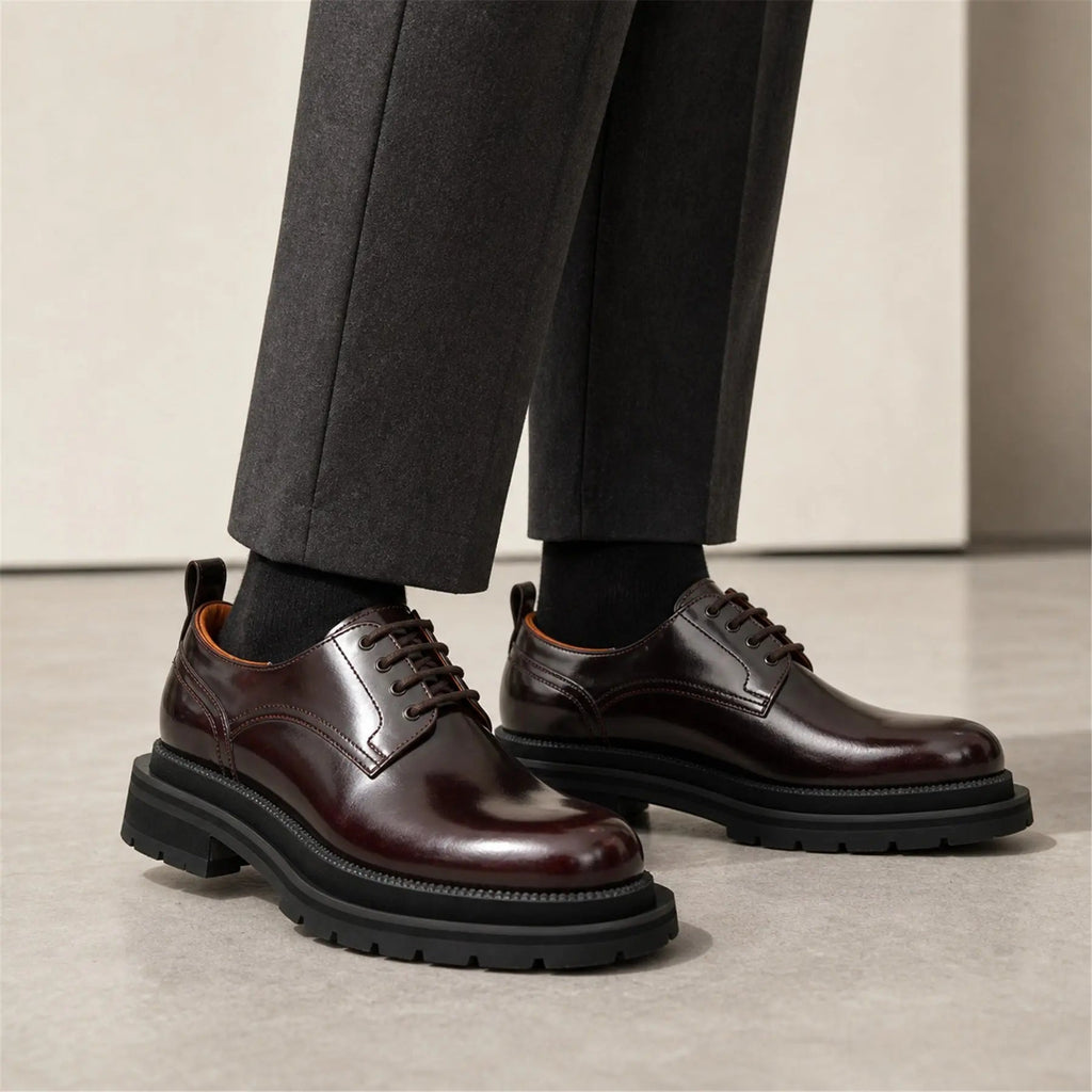 DIVINCH 8221KHA coffee lug sole derby shoes on foot